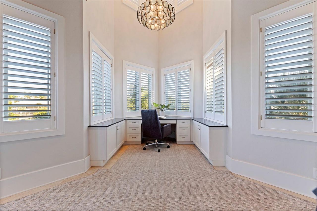 6152 52nd Street S, Saint Petersburg, FL 33715 Photo