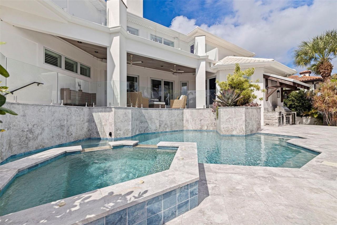 6152 52nd Street S, Saint Petersburg, FL 33715 Photo