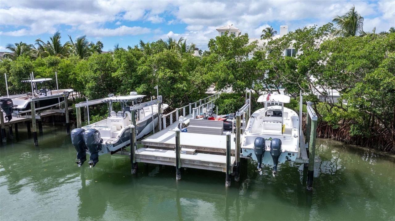 6152 52nd Street S, Saint Petersburg, FL 33715 Photo