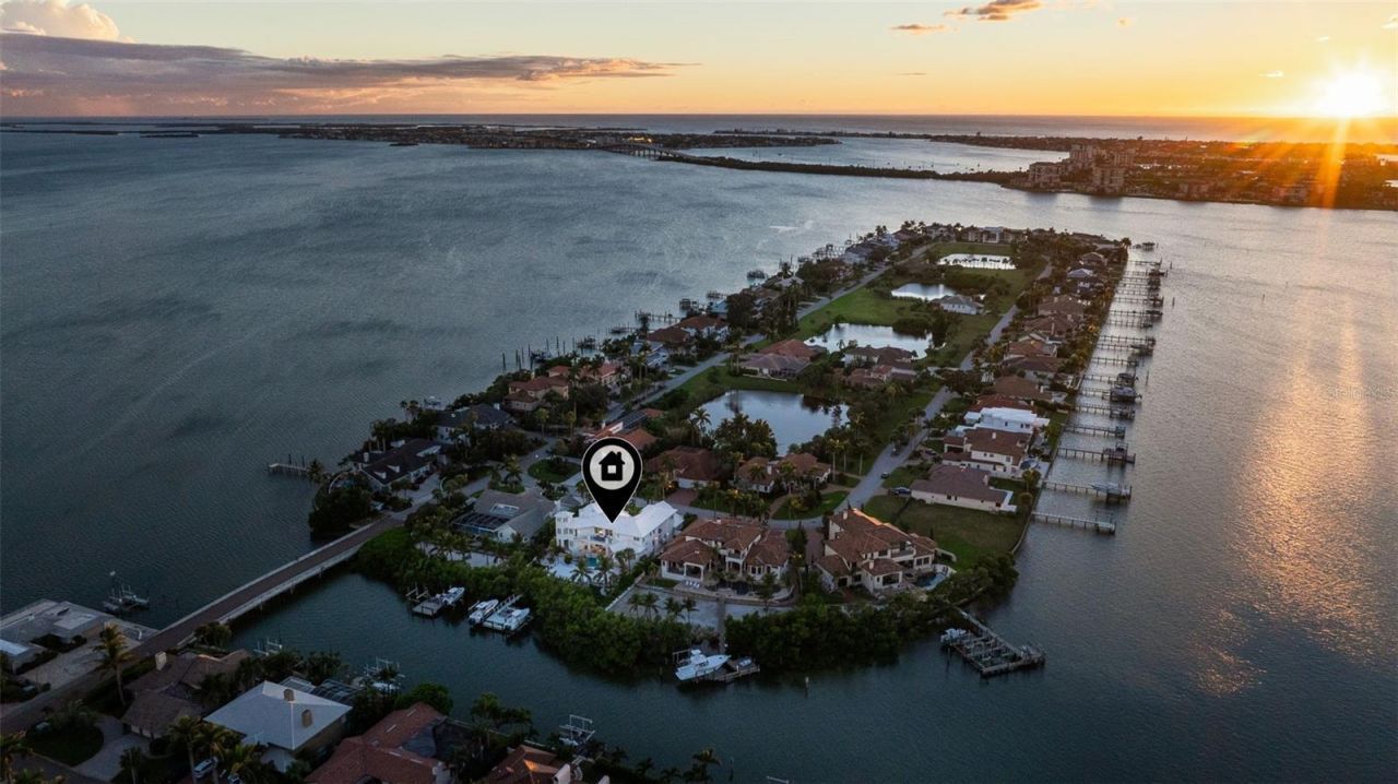 6152 52nd Street S, Saint Petersburg, FL 33715 Photo