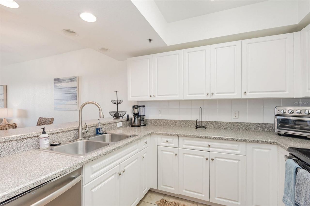 5300 S Atlantic Avenue, Unit 14-205, New Smyrna Beach, FL 32169 Photo