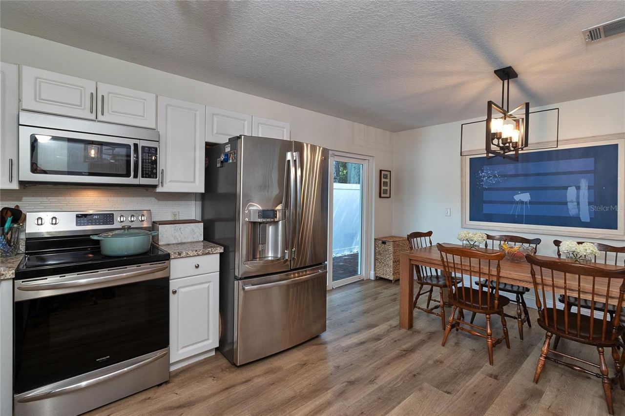 4900 Rosedale Place N, Saint Petersburg, FL 33714 Photo