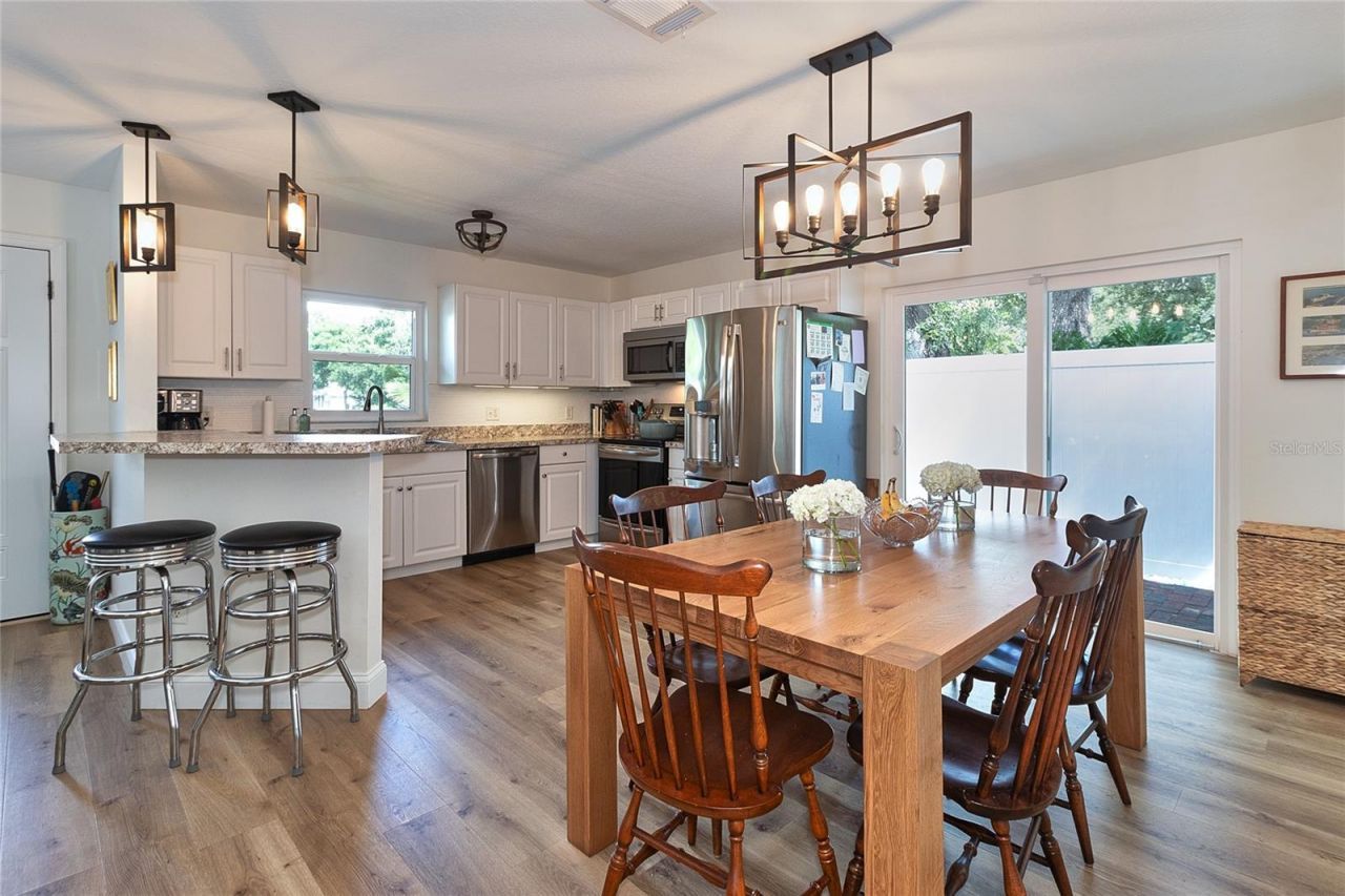 4900 Rosedale Place N, Saint Petersburg, FL 33714 Photo