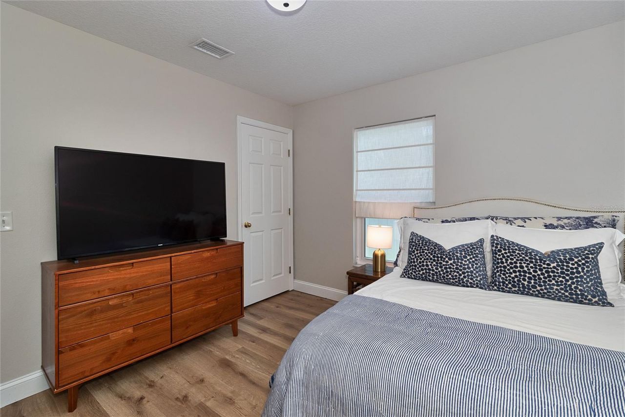 4900 Rosedale Place N, Saint Petersburg, FL 33714 Photo