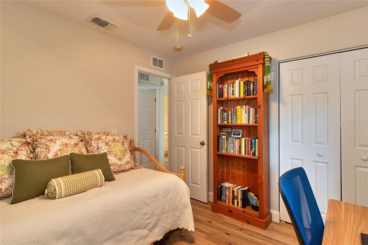 4900 Rosedale Place N, Saint Petersburg, FL 33714 Photo