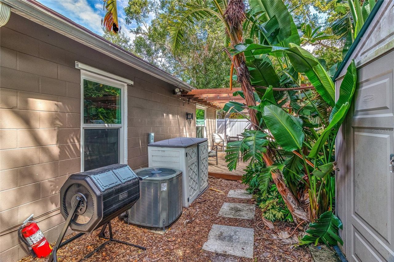 4900 Rosedale Place N, Saint Petersburg, FL 33714 Photo