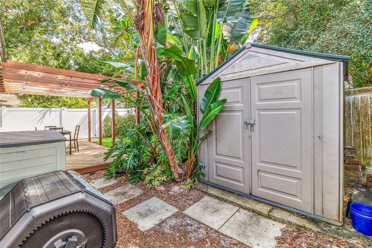 4900 Rosedale Place N, Saint Petersburg, FL 33714 Photo