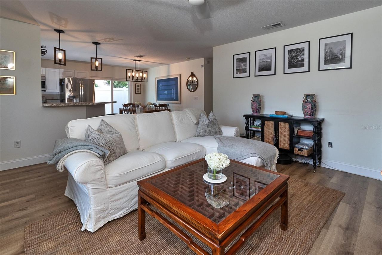 4900 Rosedale Place N, Saint Petersburg, FL 33714 Photo