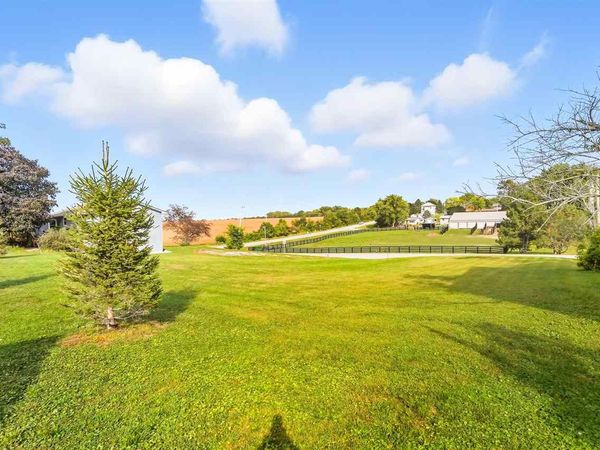 Hatter Hatter Ave, Parnell, IA 52325