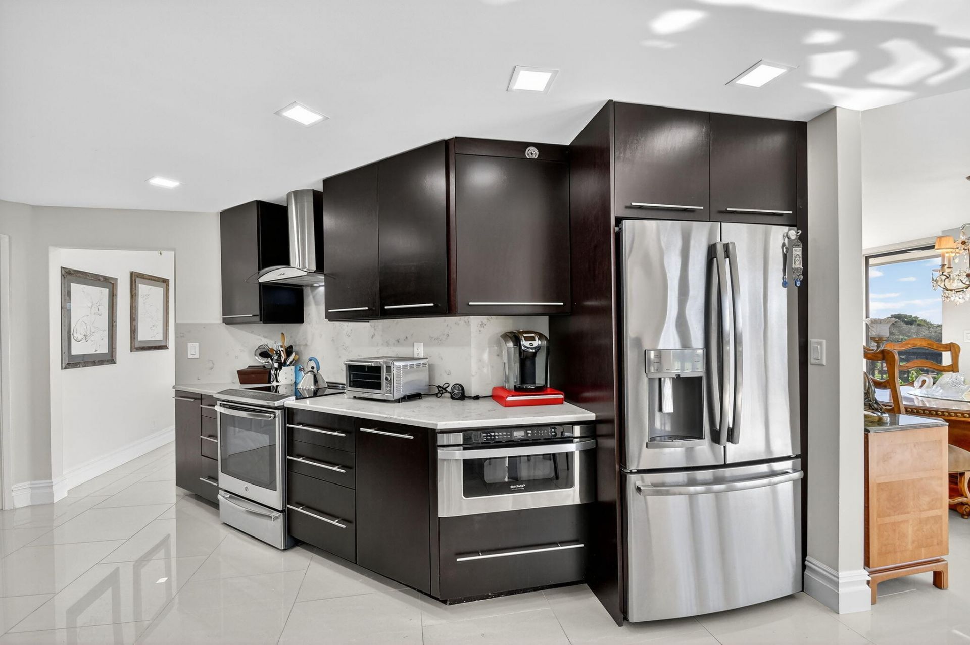 1900 Consulate Place, Unit 203, West Palm Beach, FL 33401 Photo