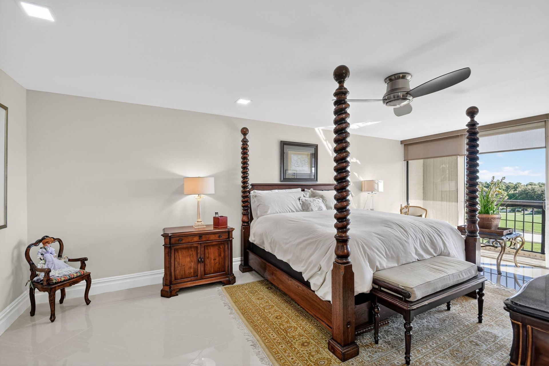 1900 Consulate Place, Unit 203, West Palm Beach, FL 33401 Photo