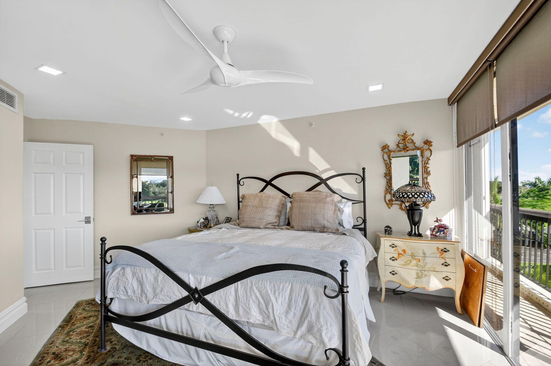 1900 Consulate Place, Unit 203, West Palm Beach, FL 33401 Photo