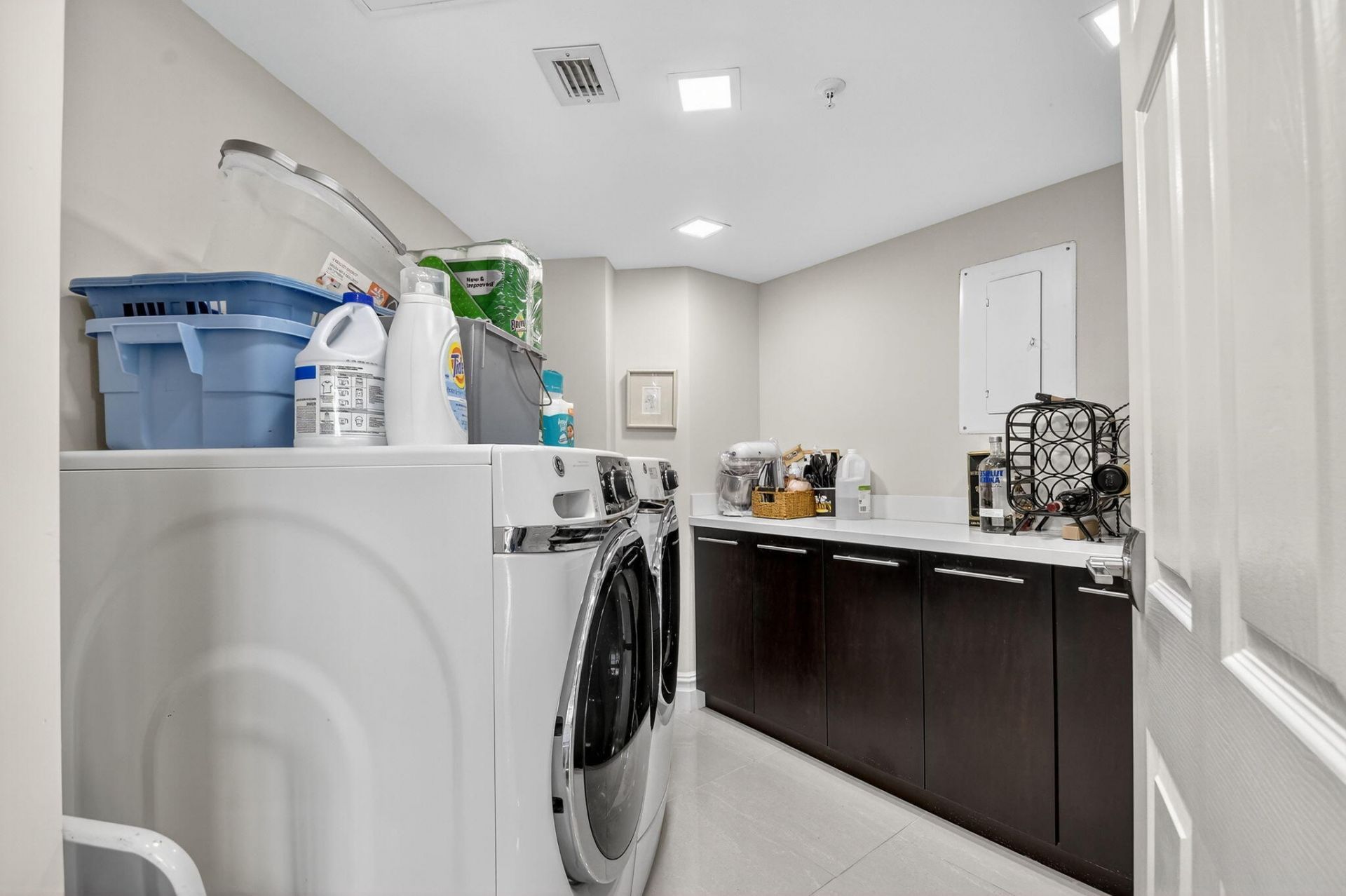 1900 Consulate Place, Unit 203, West Palm Beach, FL 33401 Photo