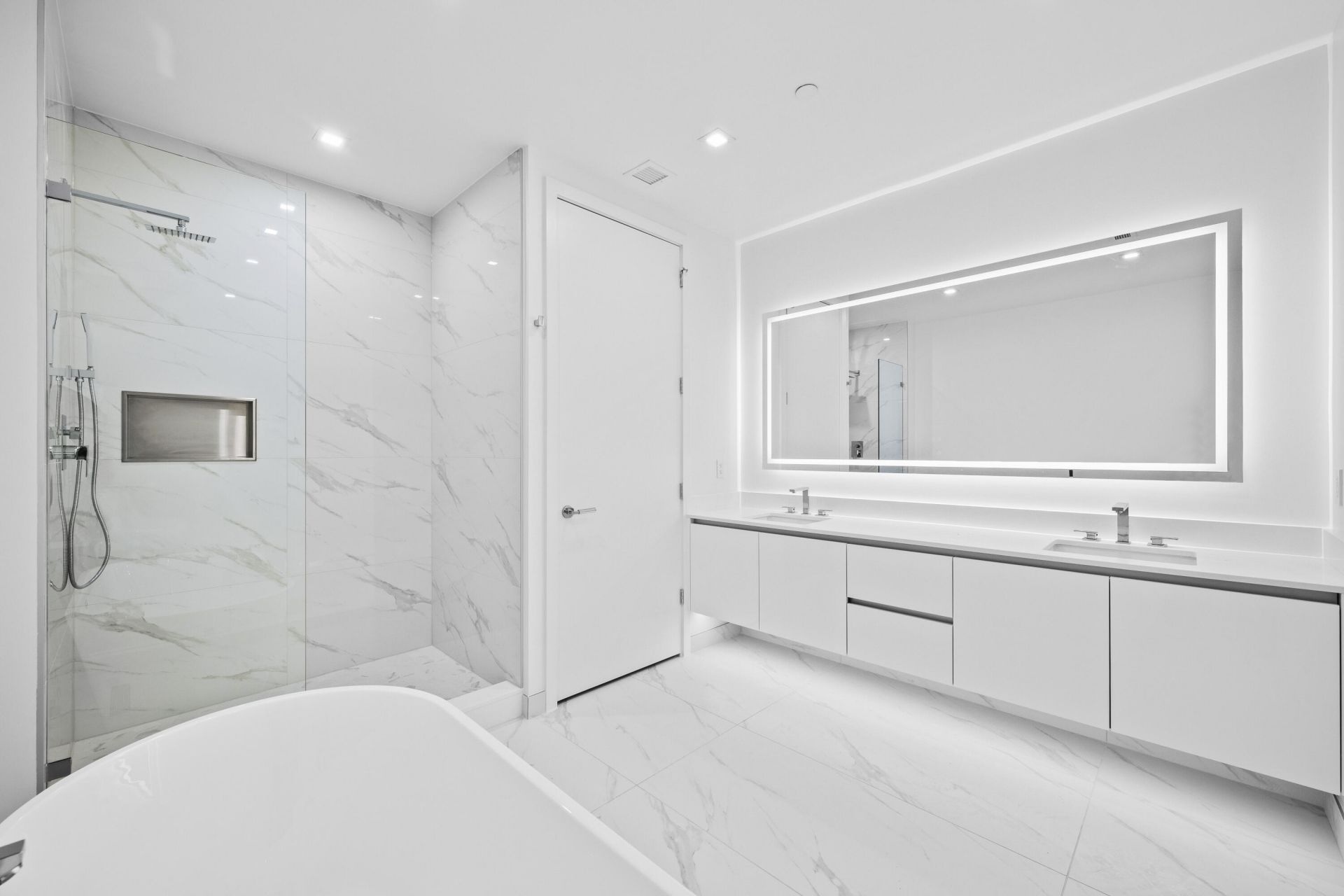 220 Lake Shore Drive, Unit 2106, Lake Park, FL 33403 Photo