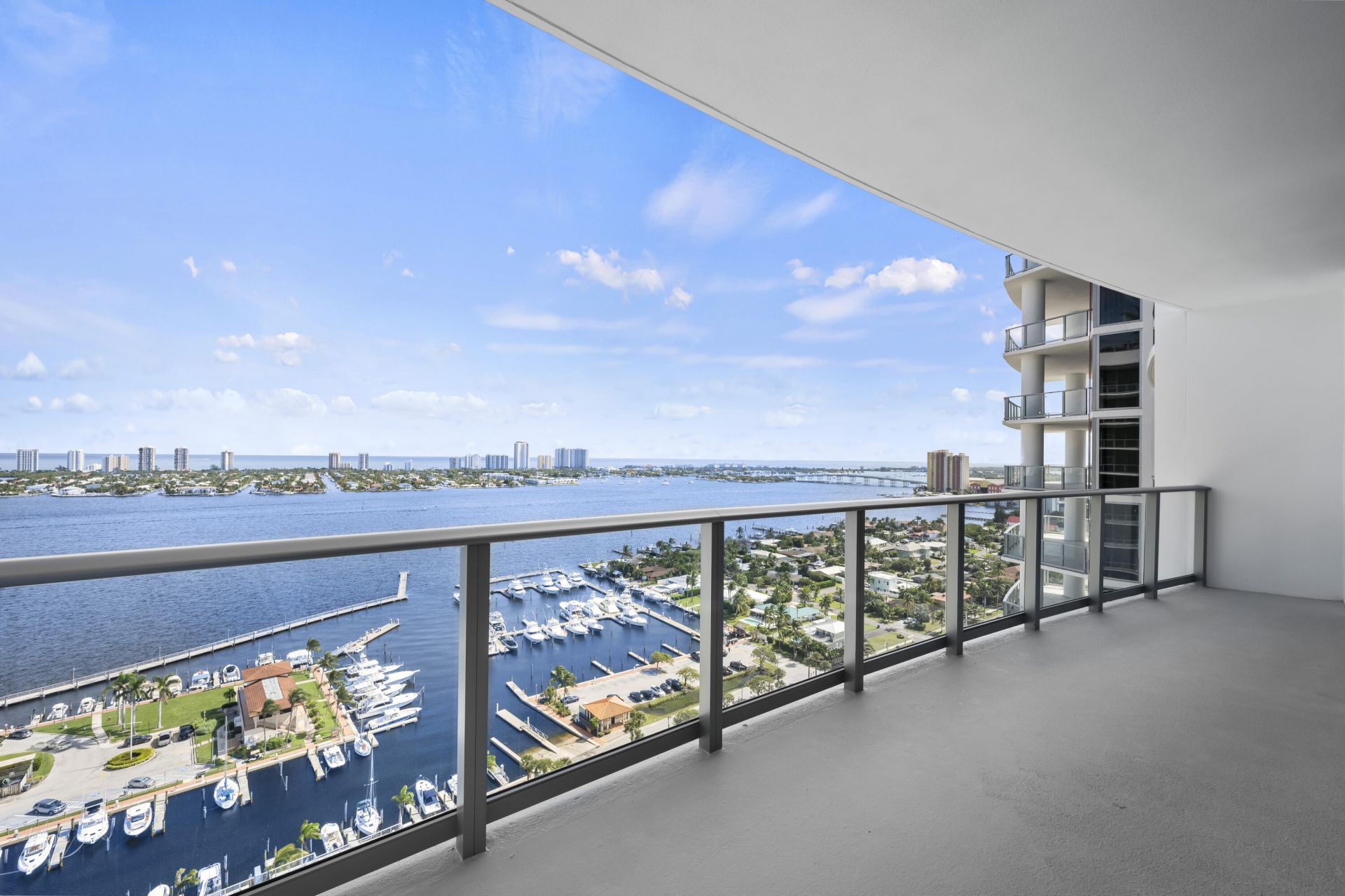 220 Lake Shore Drive, Unit 2106, Lake Park, FL 33403 Photo