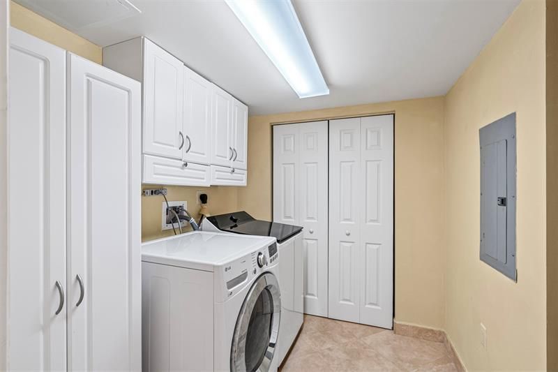 2011 N Ocean Boulevard, Unit 1601N, Fort Lauderdale, FL 33305 Photo