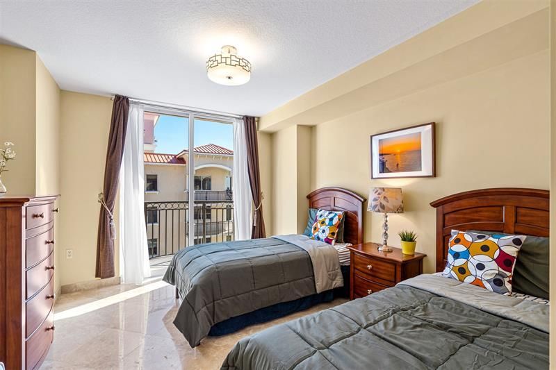 2011 N Ocean Boulevard, Unit 1601N, Fort Lauderdale, FL 33305 Photo