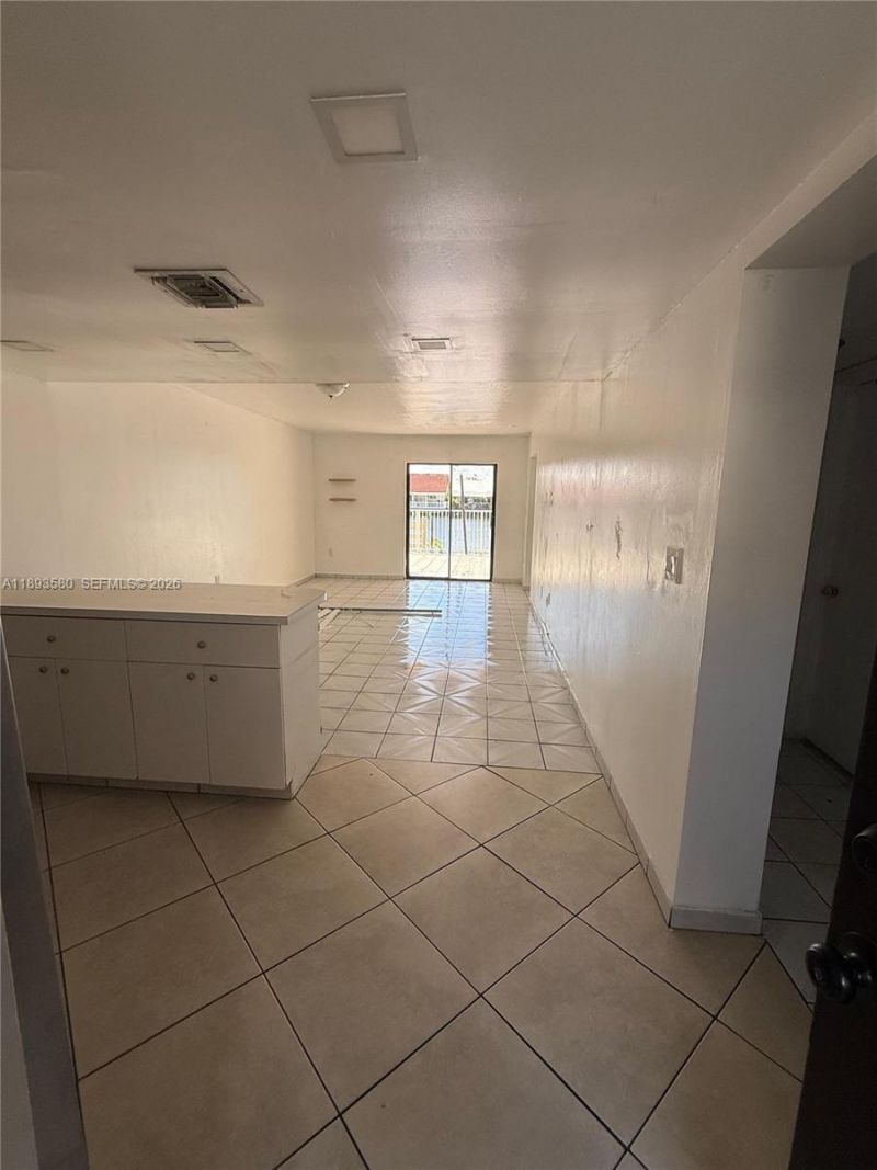5530 W 26th Ct, Unit 104, Hialeah, FL 33016 Photo