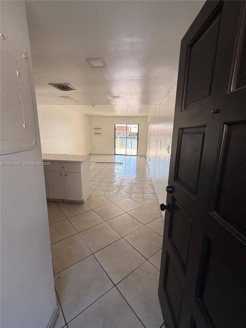 5530 W 26th Ct, Unit 104, Hialeah, FL 33016 Photo