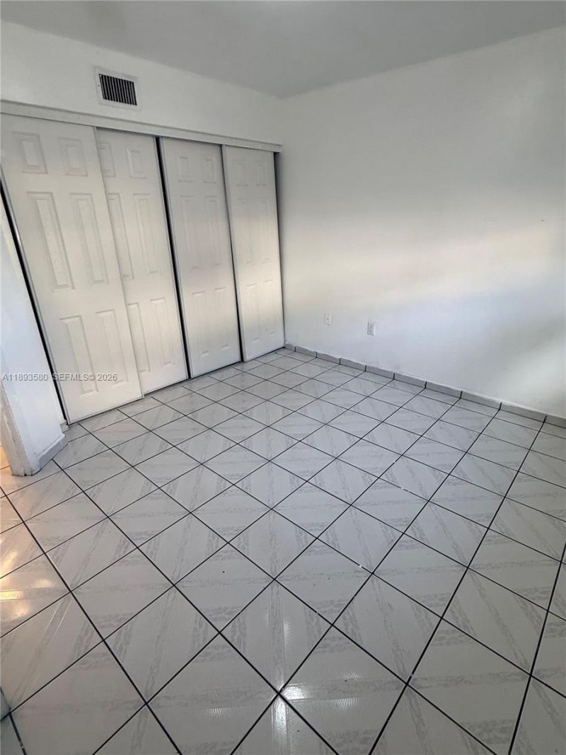 5530 W 26th Ct, Unit 104, Hialeah, FL 33016 Photo