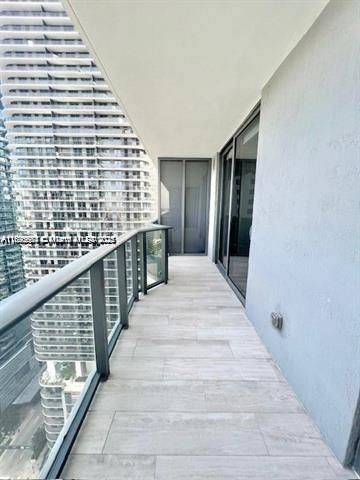 45 SW 9th St, Unit 3009, Miami, FL 33130 Photo