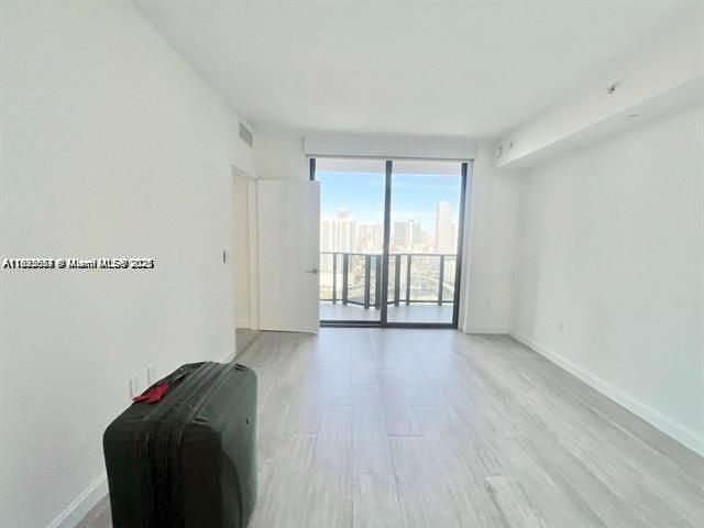 45 SW 9th St, Unit 3009, Miami, FL 33130 Photo