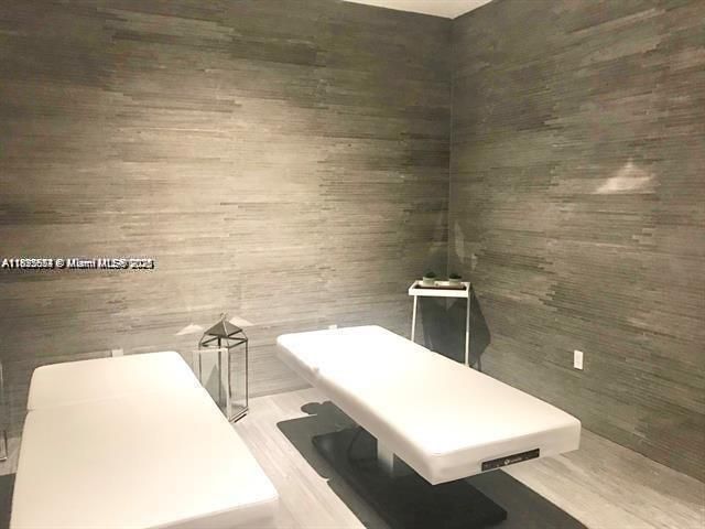 45 SW 9th St, Unit 3009, Miami, FL 33130 Photo