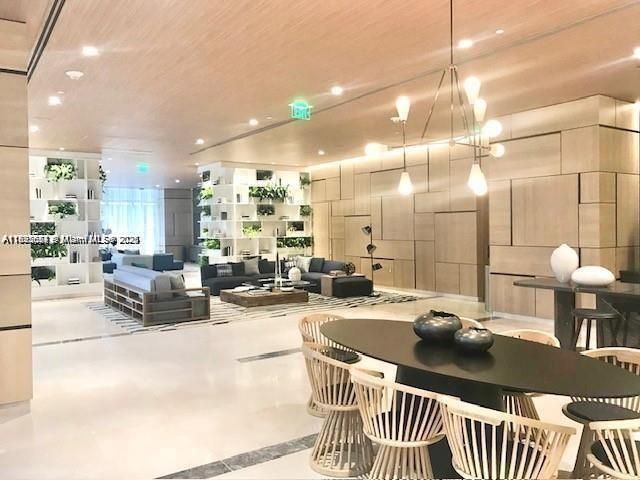 45 SW 9th St, Unit 3009, Miami, FL 33130 Photo