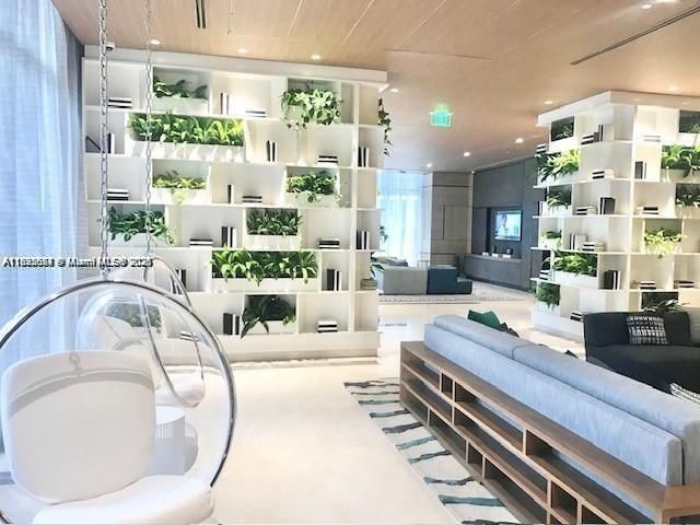 45 SW 9th St, Unit 3009, Miami, FL 33130 Photo