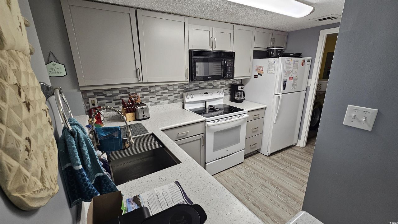 5800 N Ocean Blvd. Photo 17