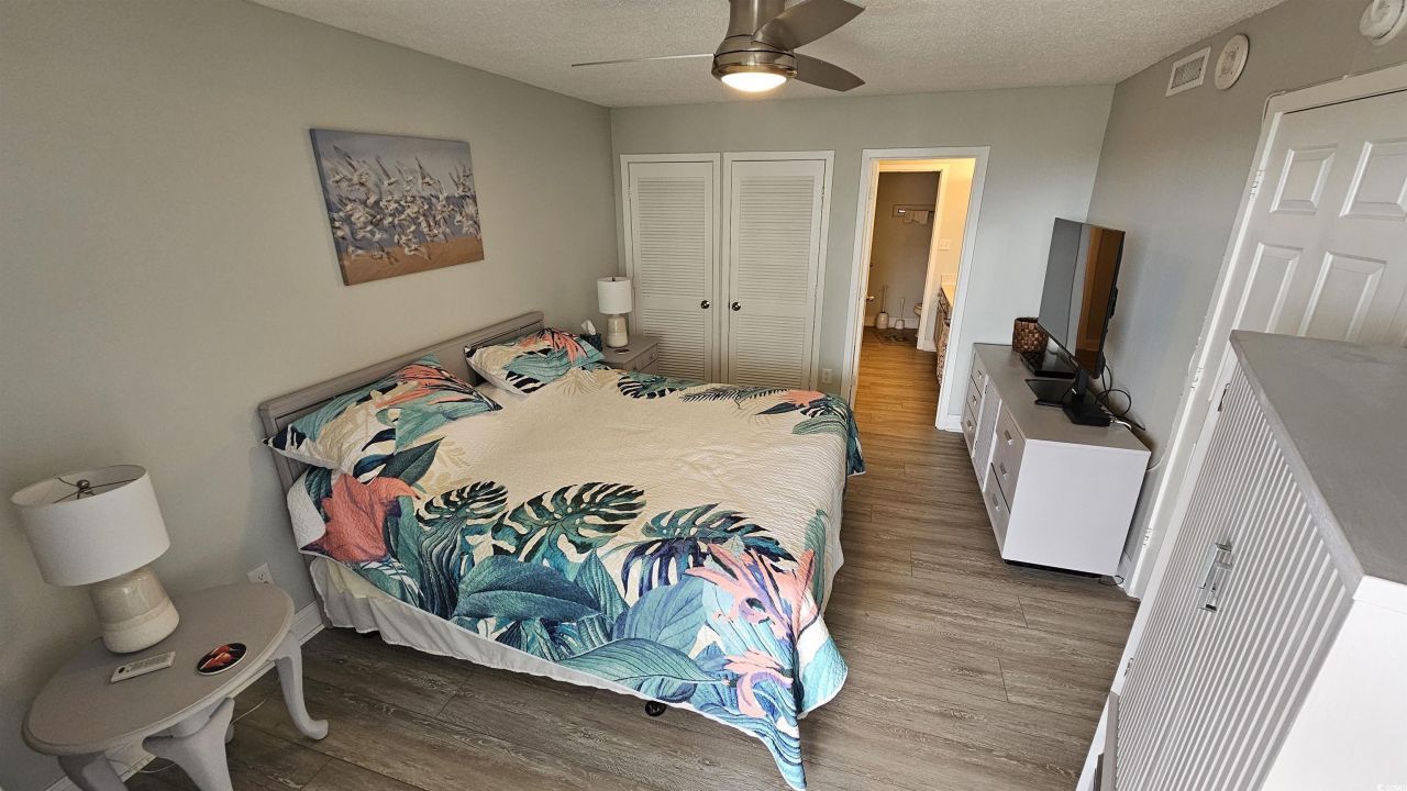 5800 N Ocean Blvd. Photo 8