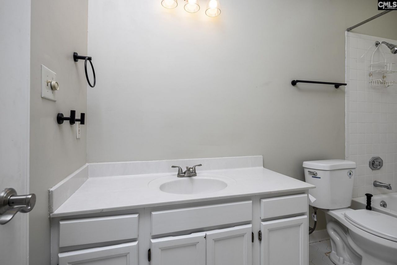 112 Gateway Lane Photo 11