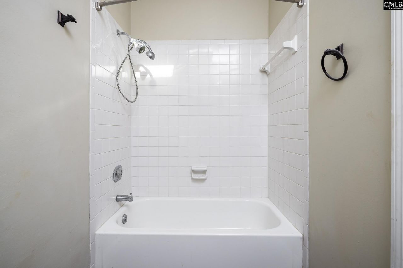 112 Gateway Lane Photo 17