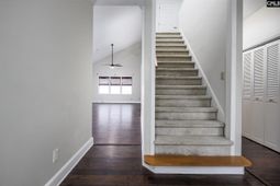 112 Gateway Lane photo 4