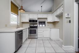 112 Gateway Lane photo 4