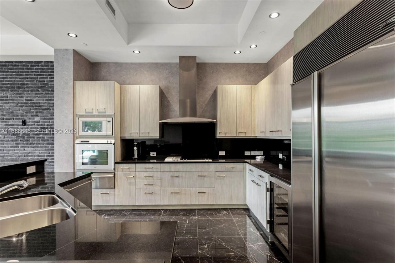 6000 Island Blvd, Unit 203, Aventura, FL 33160 Photo