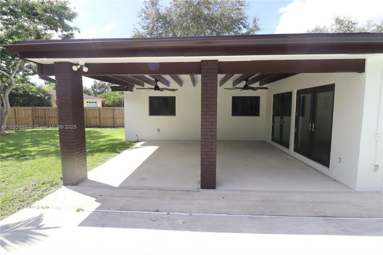 17191 SW 85th Ave, Palmetto Bay, FL 33157 Photo