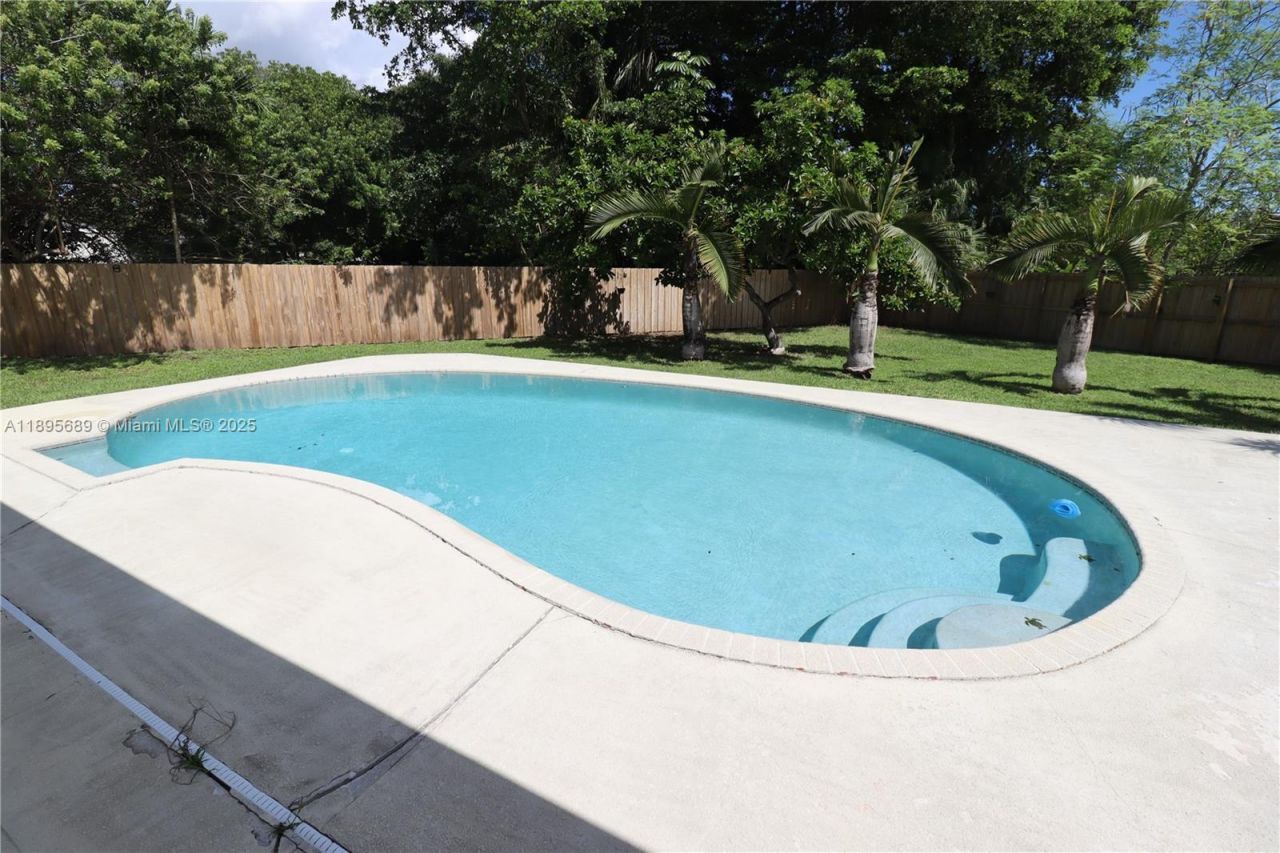 17191 SW 85th Ave, Palmetto Bay, FL 33157 Photo