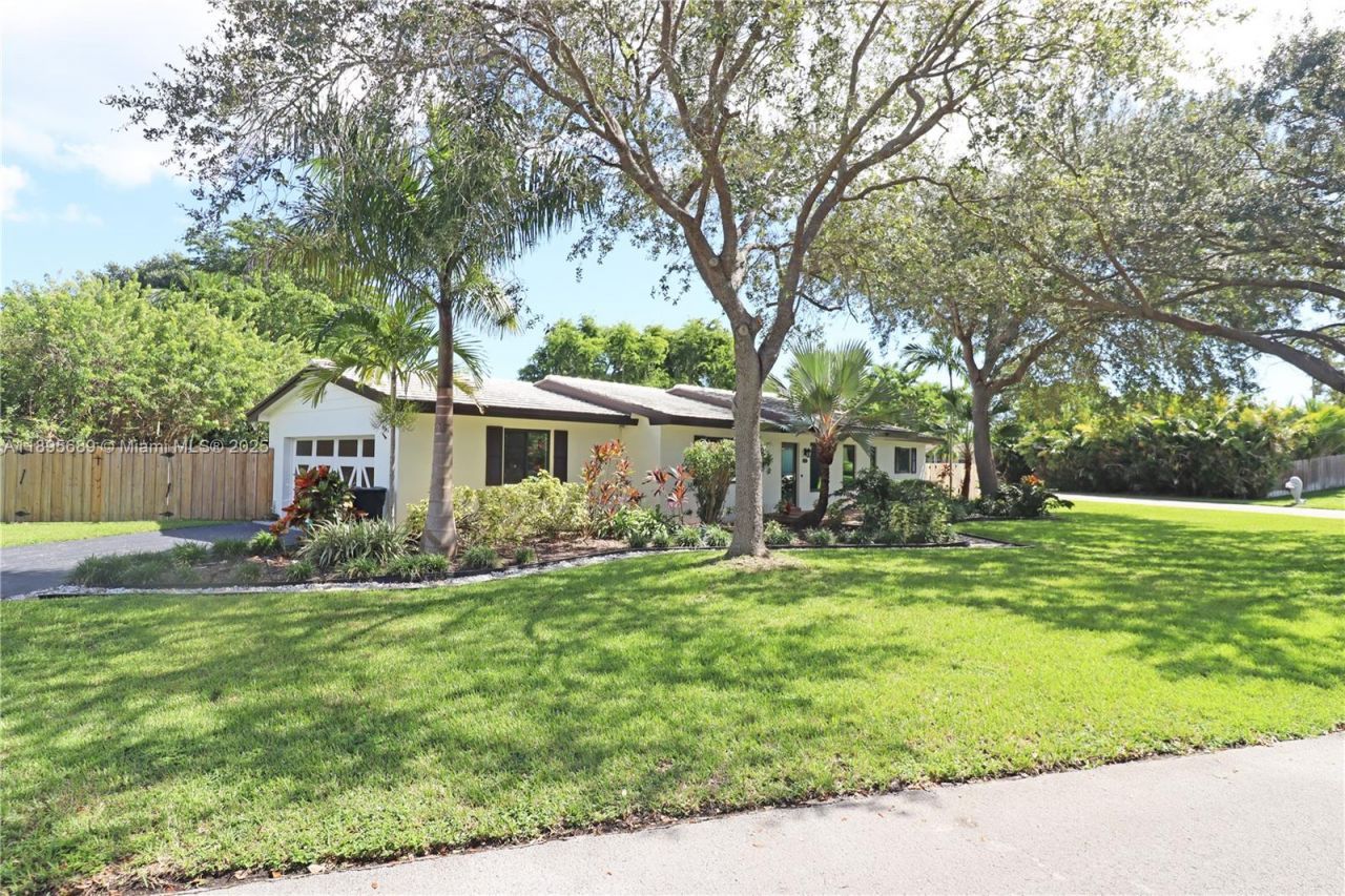 17191 SW 85th Ave, Palmetto Bay, FL 33157 Photo