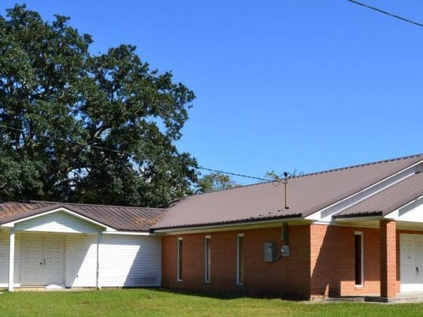 4400 Blackwell Street, Moss Point, MS 39563