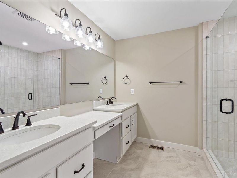 7432 Wetherington Lane, Unit 62706, West Chester, OH 45069 Photo 17