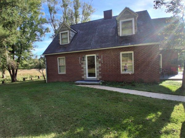 1367 W Little Kanawha Highway, Grantsville, WV 26147