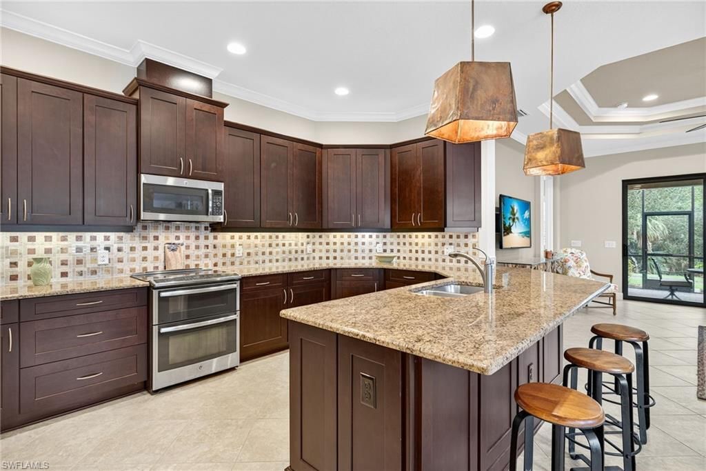 9147 Isla Bella Cir, Bonita Springs, FL 34135 Photo