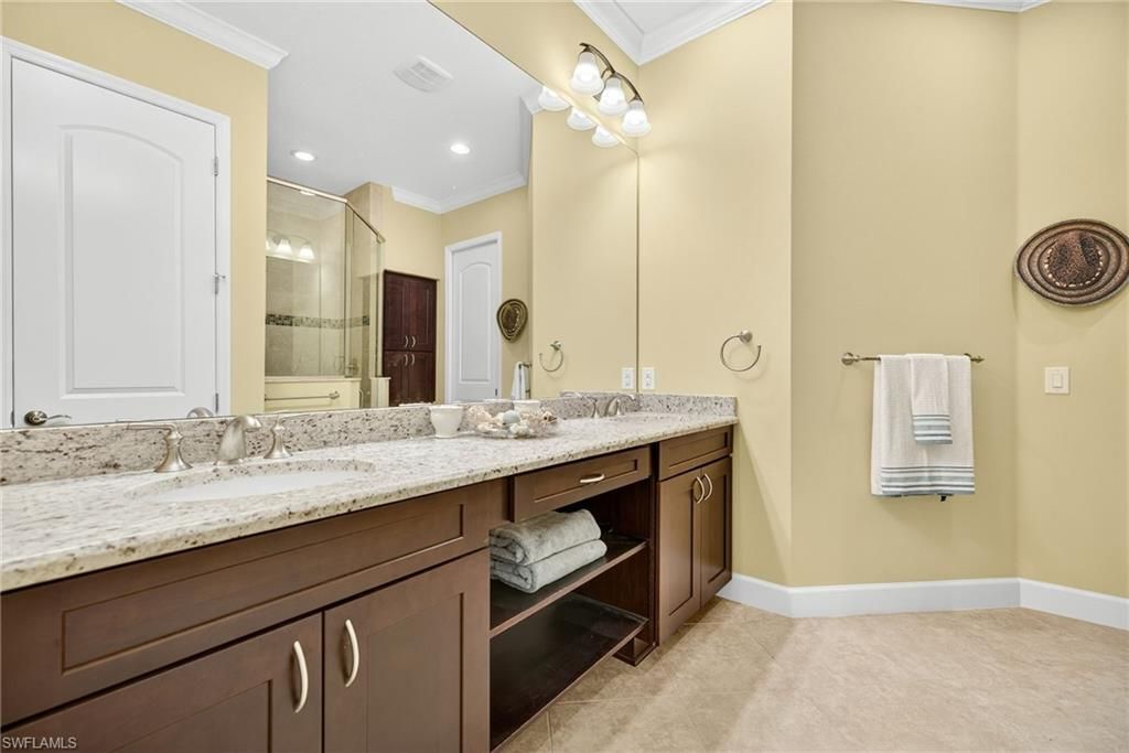 9147 Isla Bella Cir, Bonita Springs, FL 34135 Photo