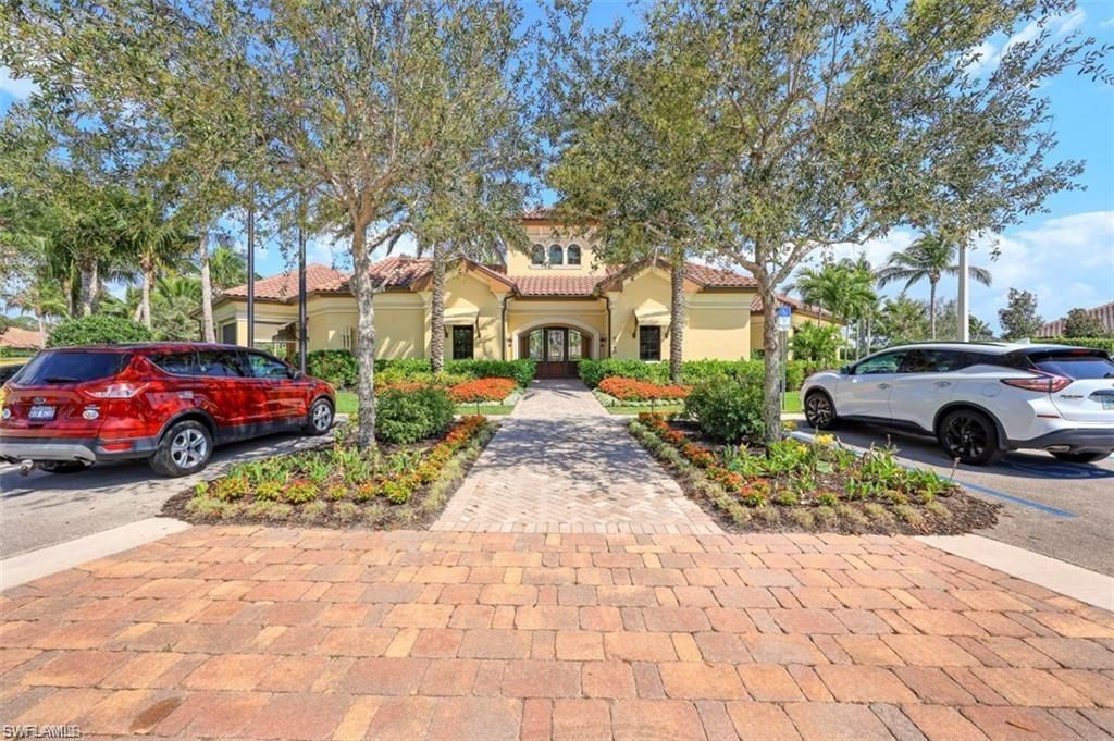 9147 Isla Bella Cir, Bonita Springs, FL 34135 Photo