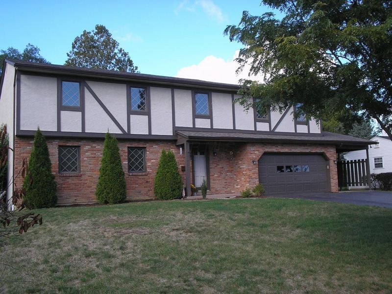 4543 Ducrest Drive, Columbus, OH 43220 Photo 2