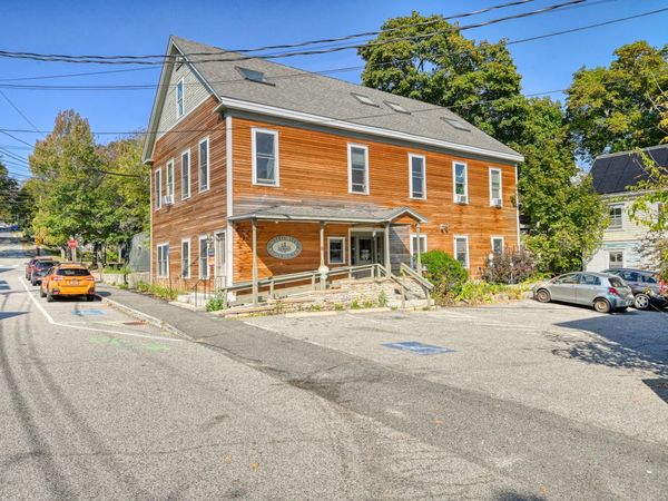 9 Union Street, Hallowell, ME 04347