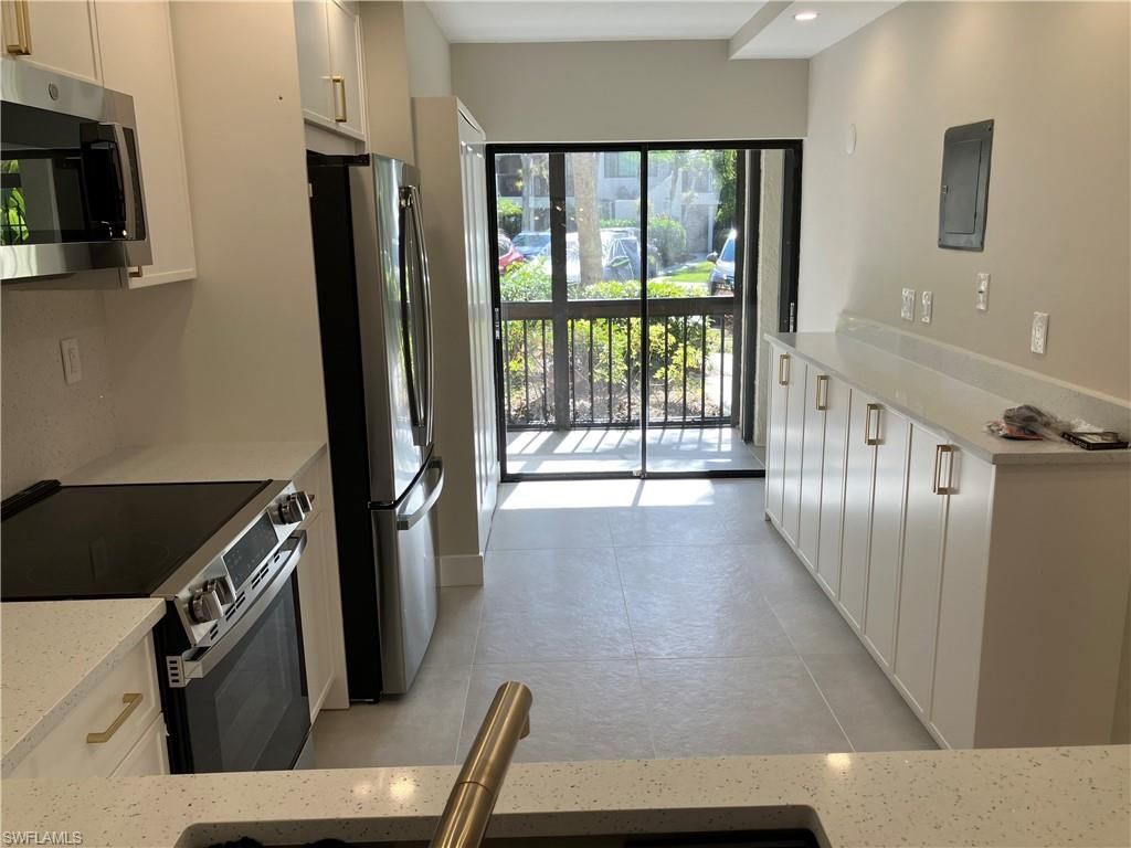 1826 Kings Lake Blvd, Unit 101, Naples, FL 34112 Photo