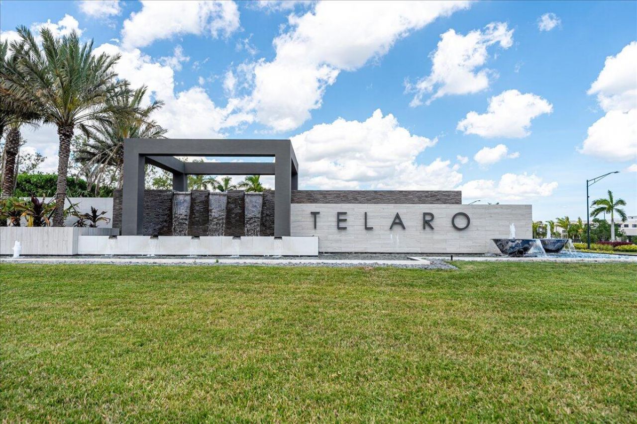 11543 SW Viridian Boulevard, Port Saint Lucie, FL 34987 Photo