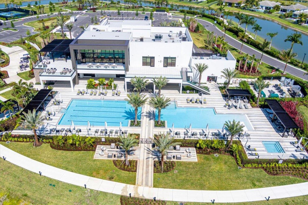 11543 SW Viridian Boulevard, Port Saint Lucie, FL 34987 Photo